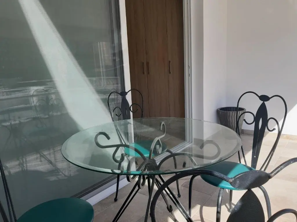 Агиос Тихонас: Sun sea B102 apartment by the beach
