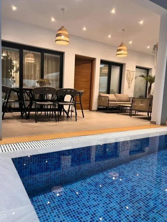 Протарас: Chrystal Blue Suites 2 Bedroom Villa with private pool VASILIKI