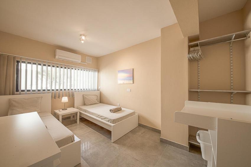 Айя-Напа: Peach Seaview 3 Bedroom Apartment