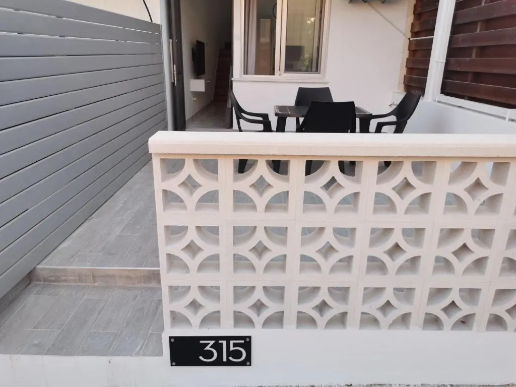 Друшиа: EROS Maisonette in Latchi area just 700 meters or one-minute drive from Polis Municipal Beach