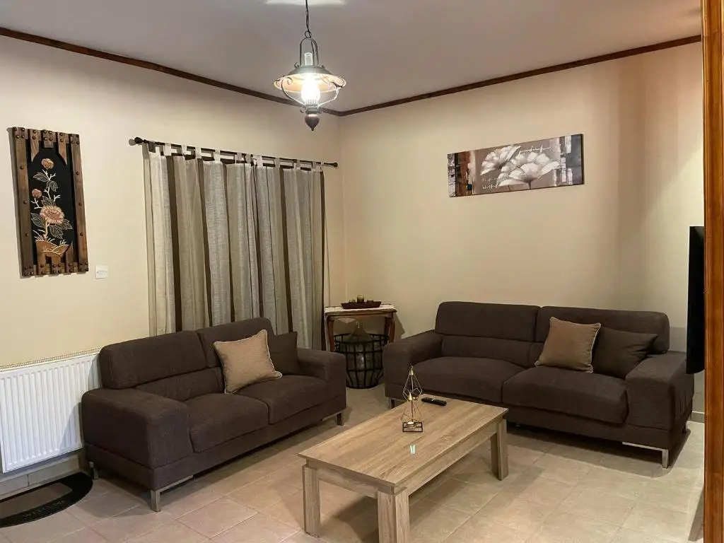 Пейя: MariArodes House