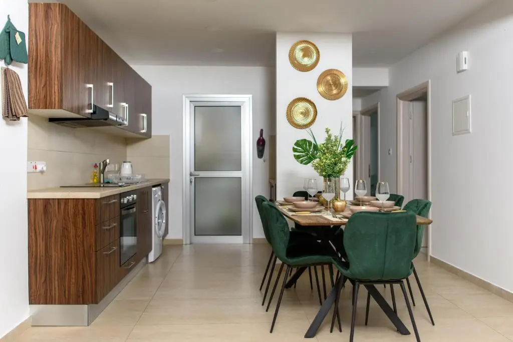 Ларнака: Amazonia Flat 102