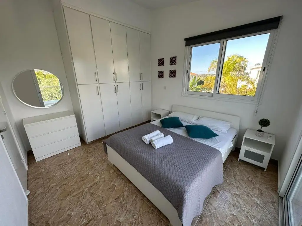 Пейя: Villa Coralia Gardens 1km From Coral Bay Beach