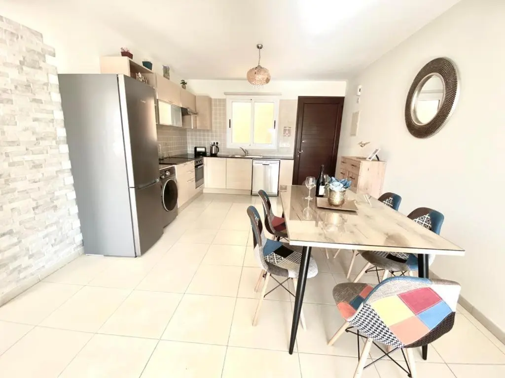 Айя-Напа: Nissi 3 View Holiday 2 Bedroom Apartment