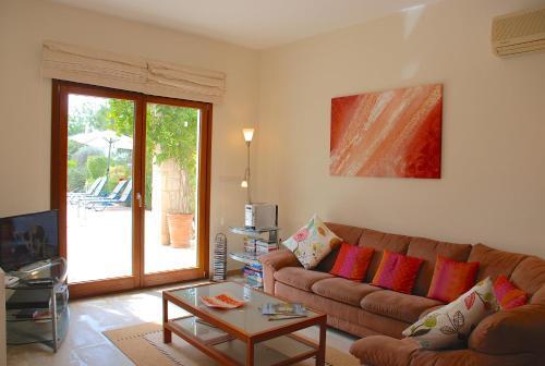 Куклия: Villa Loukia HG28