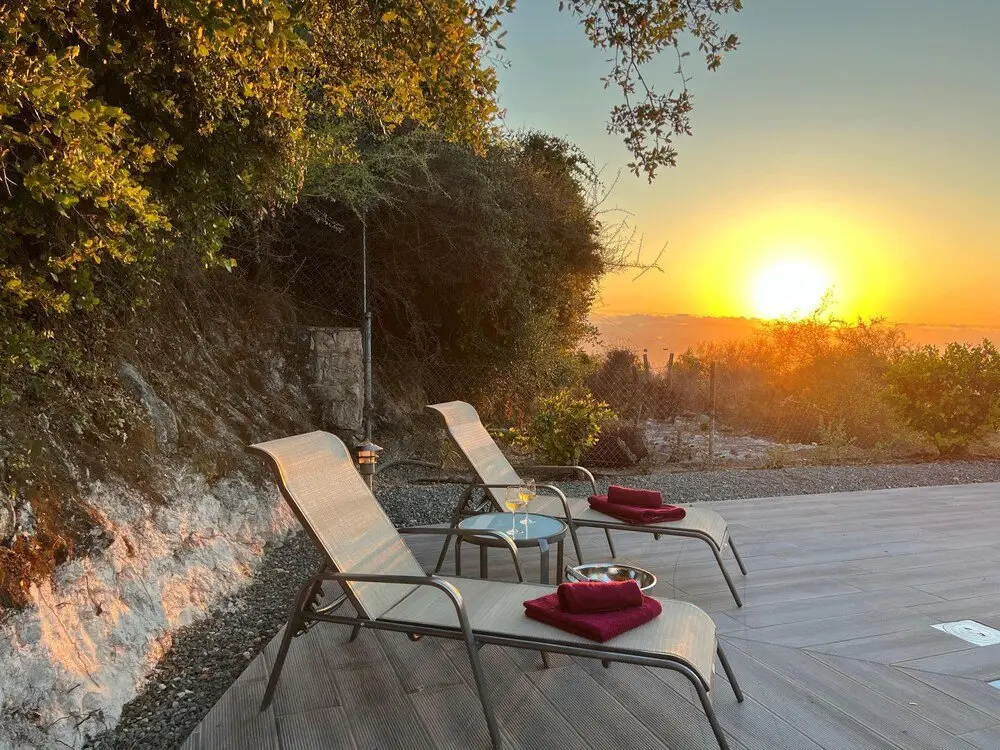 Стени: Gaia Residence in Polis Chrysochous Paphos