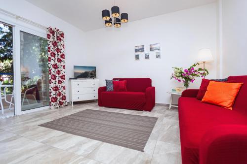Пафос: Apartment In Paradise Garden 3