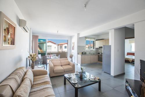 Протарас: Enjoy a Holiday of a Lifetime Renting Your Own Holiday Apartment in Paralimni, Paralimni Apartment 1214