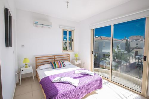 Протарас: Imagine Your Family Renting a Luxury Holiday Villa Close To Protaras’ Main Attractions, Protaras Villa 1291