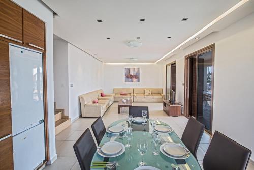 Айя-Напа: Picture This, Enjoying Your Holiday in a Luxury 5 Star Villa in Ayia Napa, for Less Than a Hotel, Ayia Napa Villa 1297