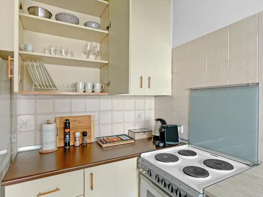 Ларнака: 2BR SEAFRONT Apt in city center close to the beach
