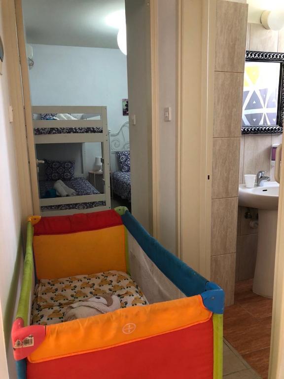 Пейя: Sea view one bed apartment with pool in Peyia B7