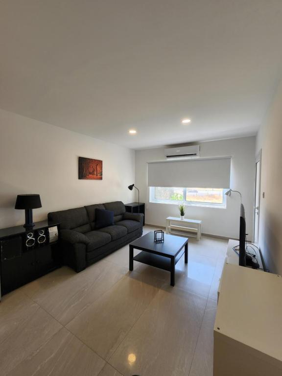 Айя-Напа: Merab Holidays Apartment Annita Court B14