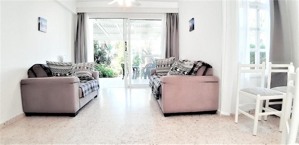 Пейя: CORAL BAY suite Cyprus