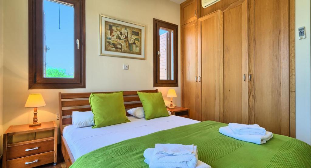 Куклия: 2 bedroom Apartment Hera with sea and golf views, Aphrodite Hills Resort