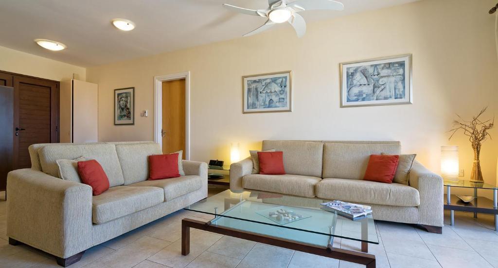 Куклия: 2 bedroom Apartment Hera with sea and golf views, Aphrodite Hills Resort