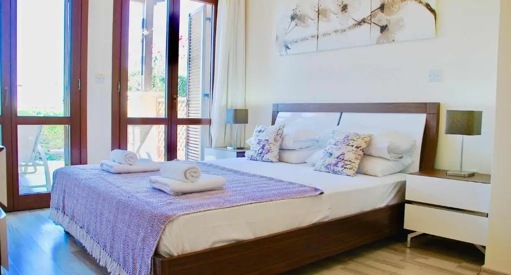 Куклия: 2 bedroom Apartment Pomos with garden and sea views, Aphrodite Hills Resort