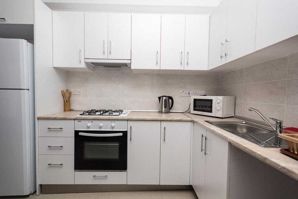 Алсанджак: Separated Comfortable Apartments Lapta-Sel