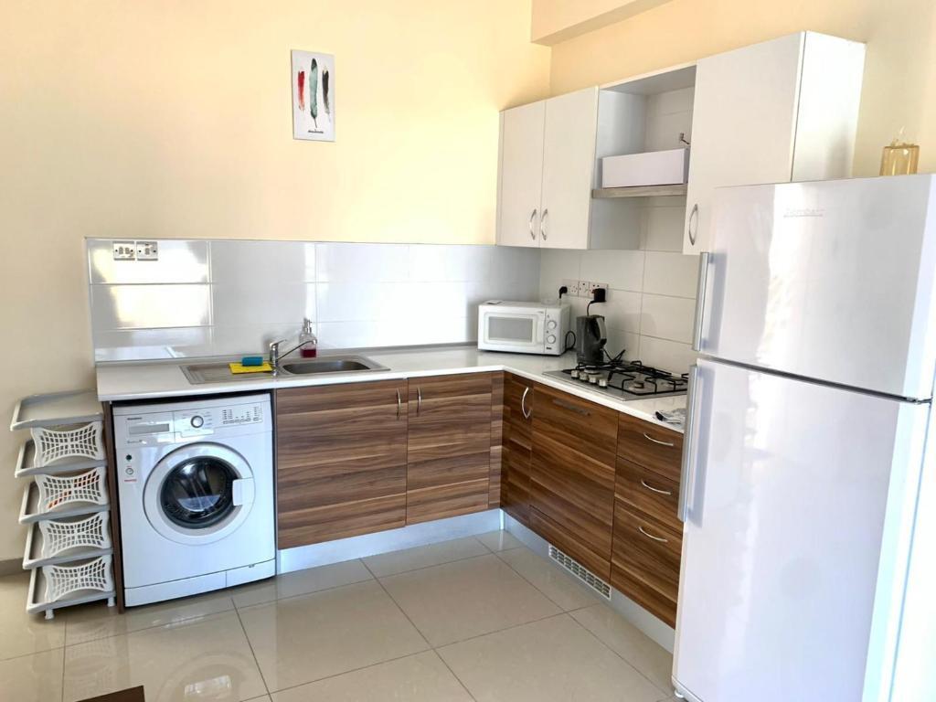 Алсанджак: Amazing Two-Bedroom Apartment in Residence Lukomorye D1 with Private Garden