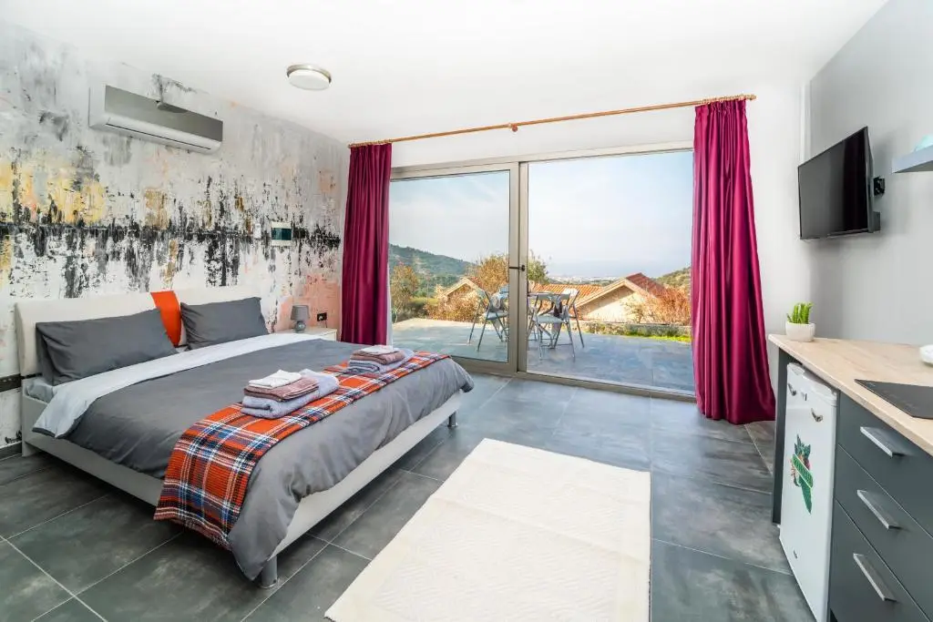 Алсанджак: Chardonnay Guest Studio Rooms with Great view for nature lovers