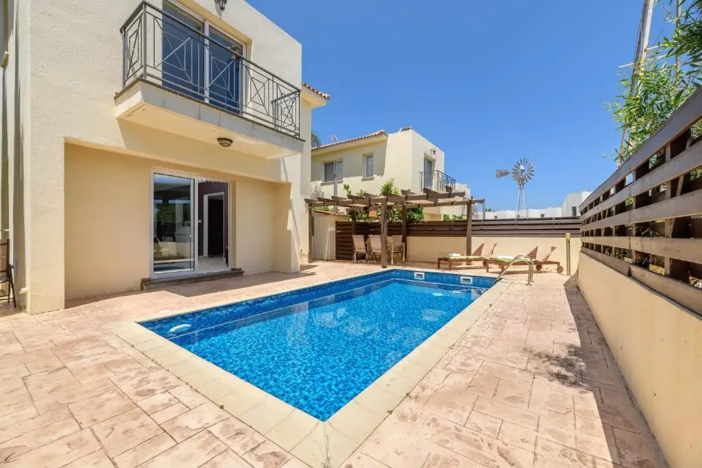 Протарас: Crystal Lagoon Villa #18