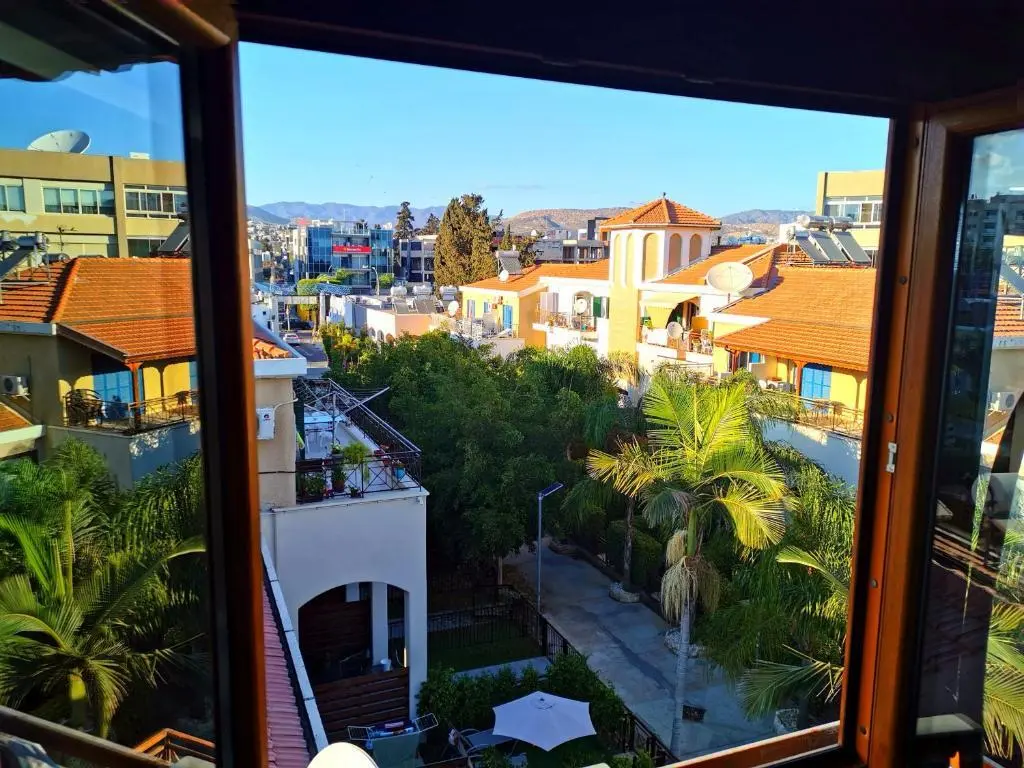 Гермасойя: Lovely Seafront Place on 1st line with Sea&Mountain view in Green Peaceful GalatexComplex