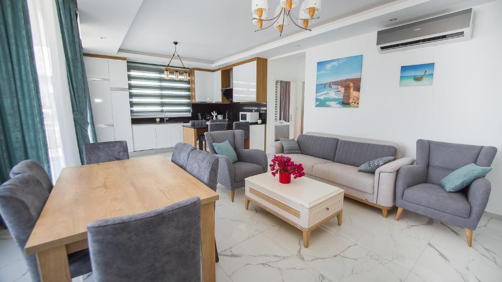 Фамагуста: Emerald seaside residence at Four Seasons