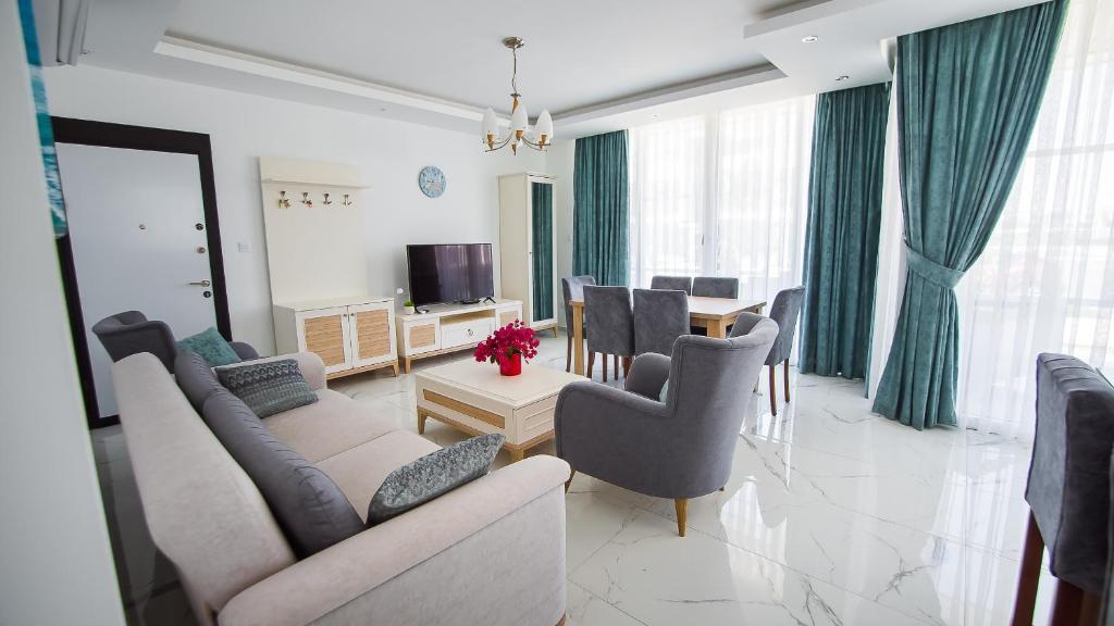Фамагуста: Emerald seaside residence at Four Seasons