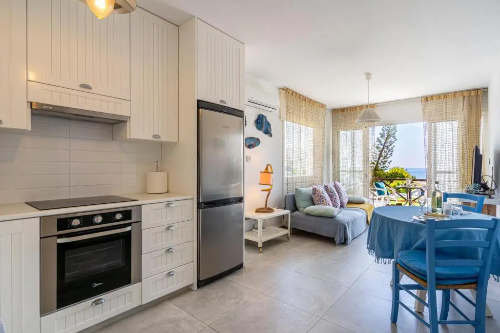 Перволия: 1- Bedroom Apartment near Meneou Beach