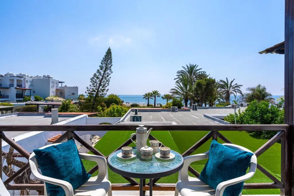 Перволия: 1- Bedroom Apartment near Meneou Beach