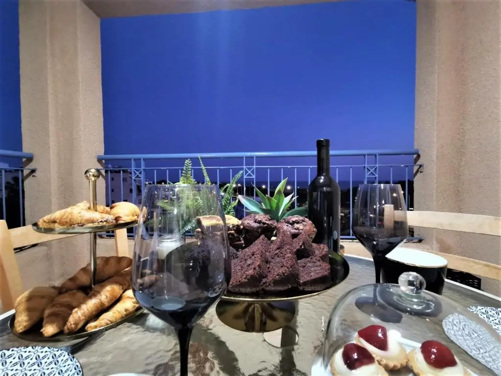Пафос: COSea Living: Seaside 2 Bedroom Flat Kings Palace 209