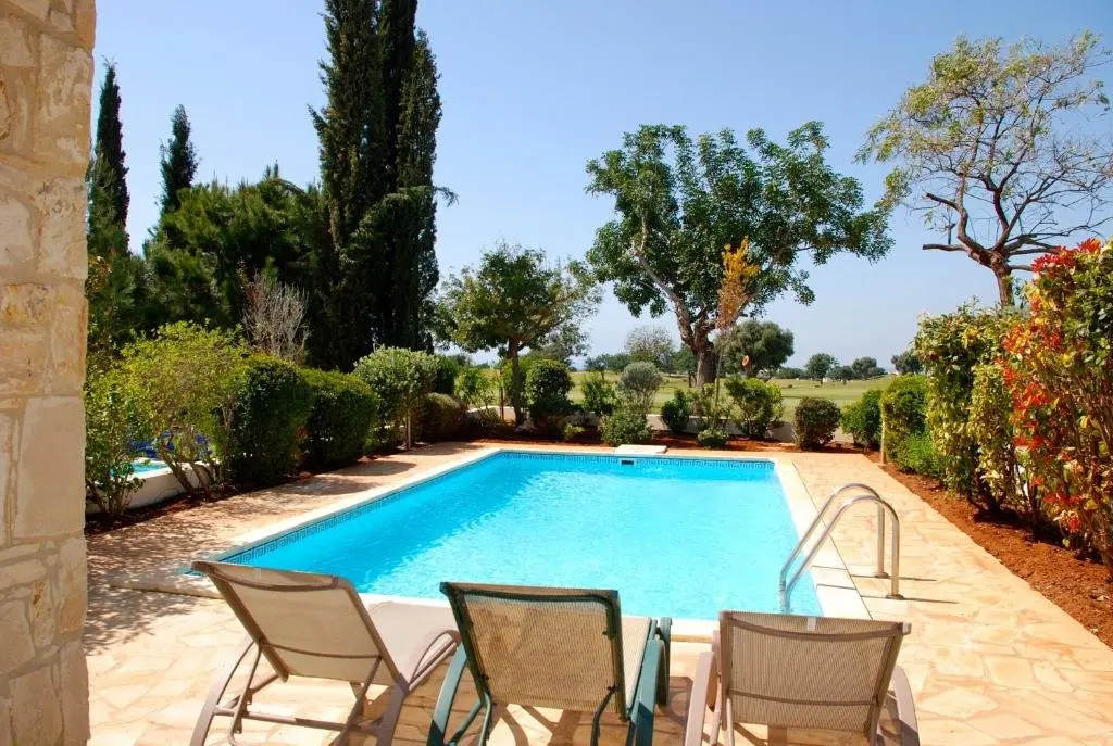 Куклия: 2 bedroom Villa Destu with private pool and golf views, Aphrodite Hills Resort