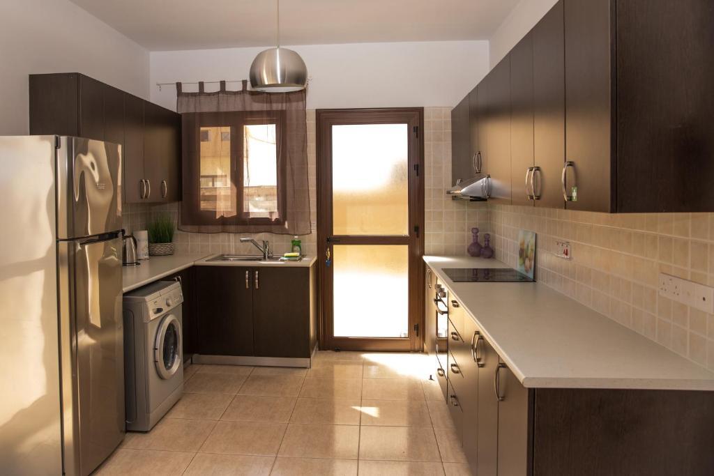 Паралимни: Dafni seaview villa 13