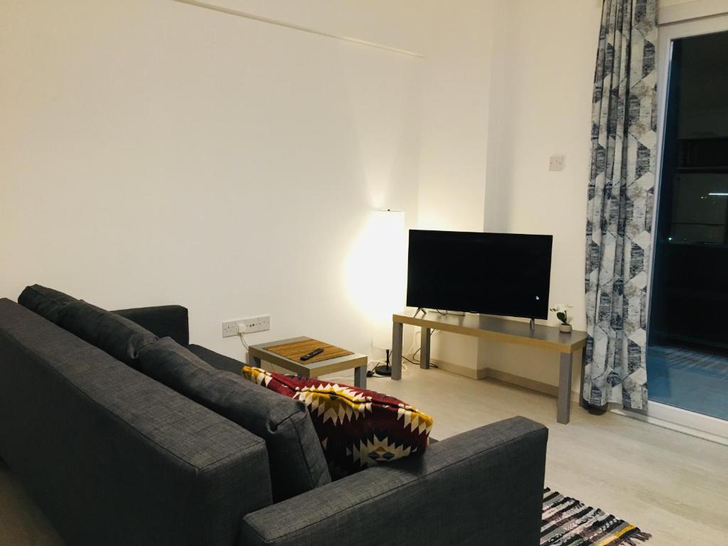 Авгору: Royal Life Residence Poseidon Studio