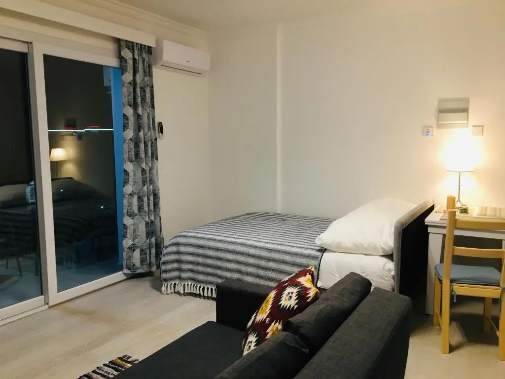 Авгору: Royal Life Residence Poseidon Studio