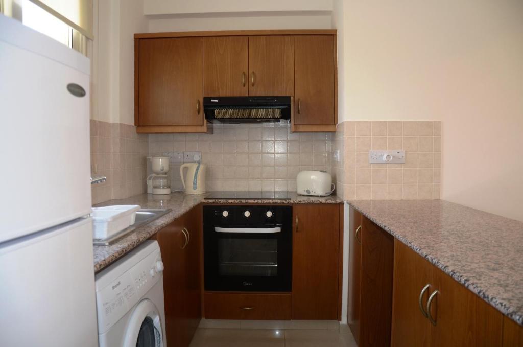 Пейя: Top floor, 2 bedroom apartment Vanessa D204, FREE WIFI, village view