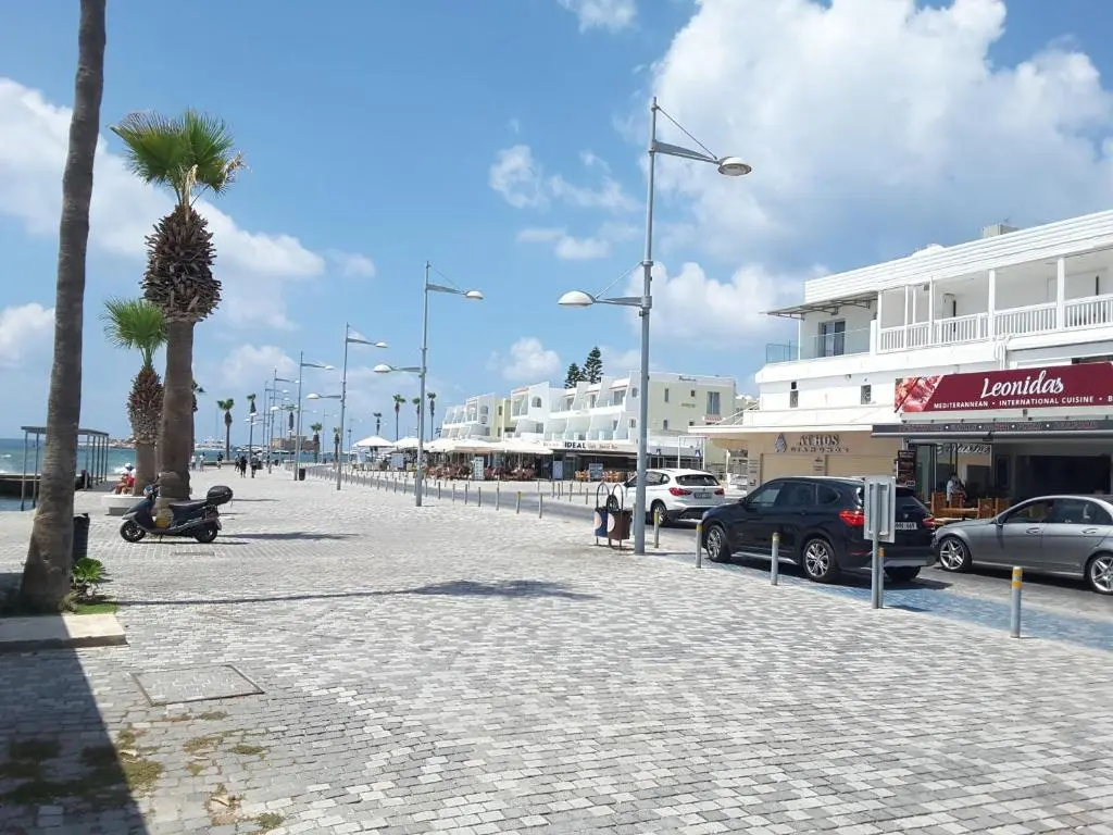 Пафос: Lighthouse by the Sea Lovely 2Bdr Apartment