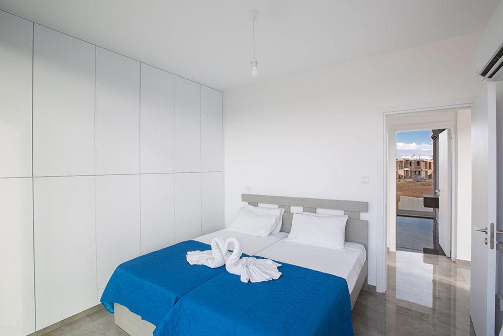 Протарас: Villa Olive Gold Luxury and Brand New 2BDR Protaras Villa with Private Pool