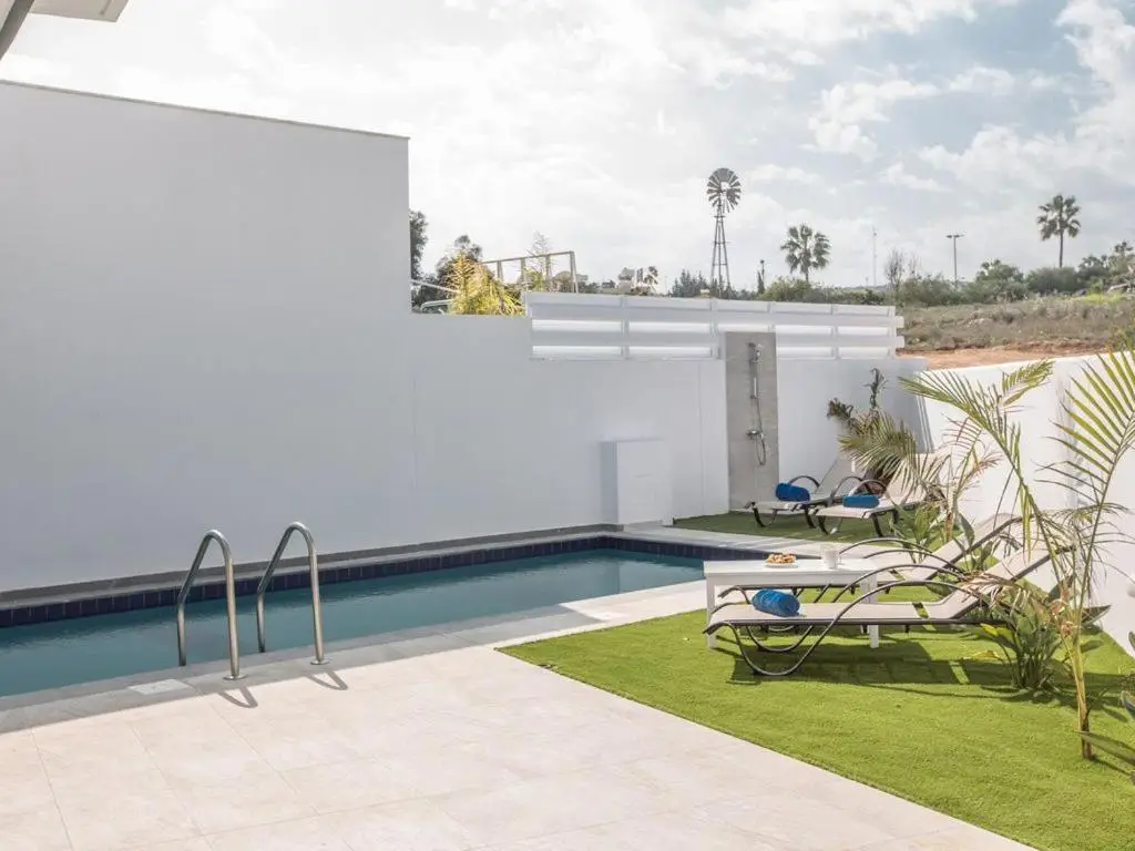 Villa Olive Bronze Luxurious 2BDR with Pool Close to Protaras Strip and Beach — фото 1
