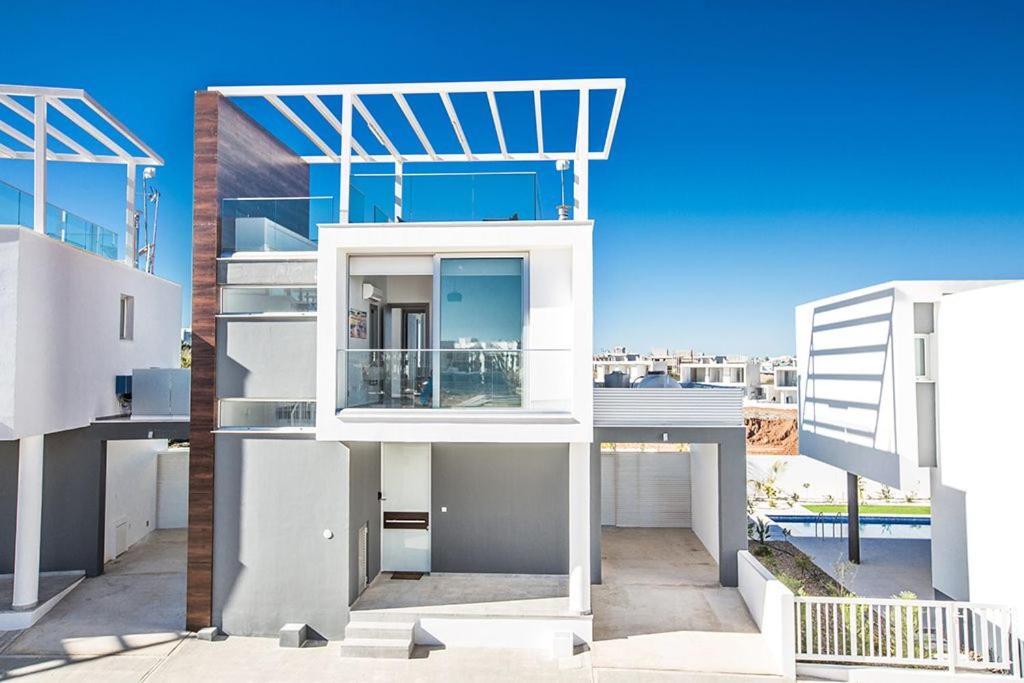 Протарас: Villa Olive Silver Brand New Contemporary 2BDR Protaras Villa with Private Pool