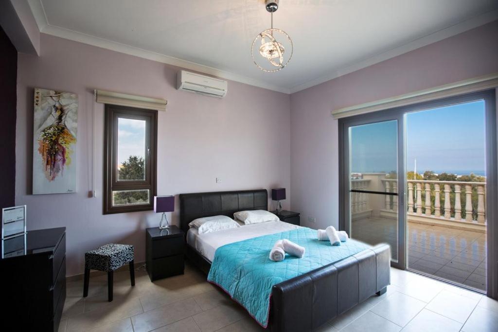 Протарас: Villa Protaras Deluxe Fabulous and luxurious 7BDR Villa Close to Fig tree Bay Beach