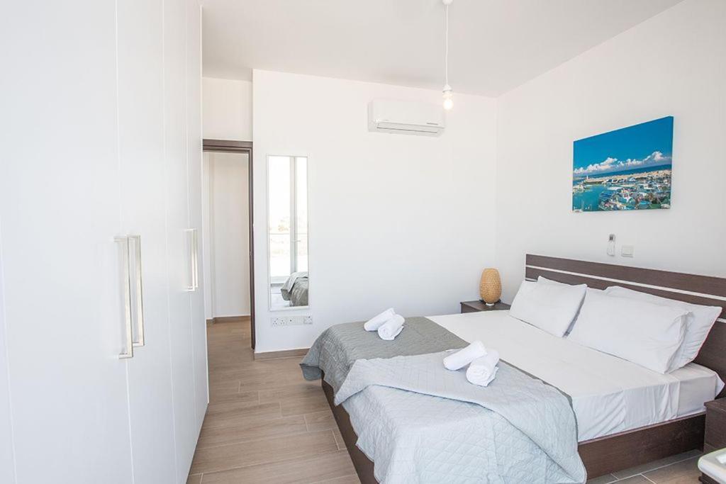 Протарас: Villa Olive Titan Brand NewExquisite 5BDR Protaras Villa with PoolClose to the Beach