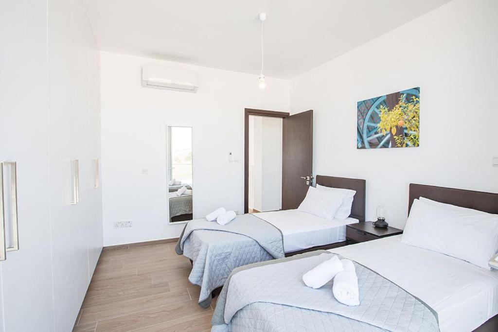 Протарас: Villa Olive Titan Brand NewExquisite 5BDR Protaras Villa with PoolClose to the Beach