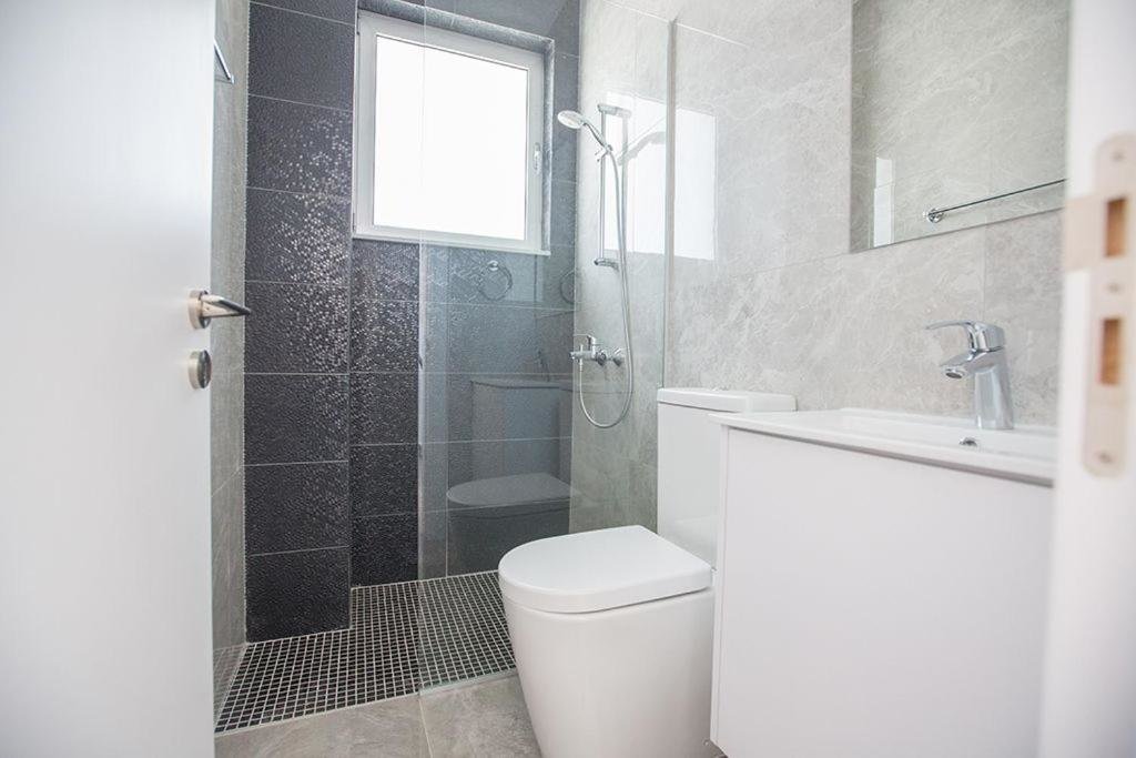 Протарас: Villa Olive LouxBrand New Exquisite 5BDR Protaras Villa with PoolClose to the Beach