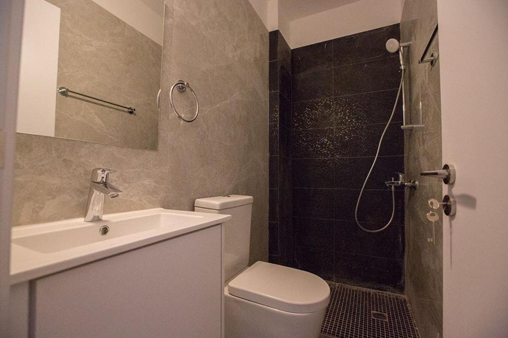 Протарас: Villa Olive LouxBrand New Exquisite 5BDR Protaras Villa with PoolClose to the Beach