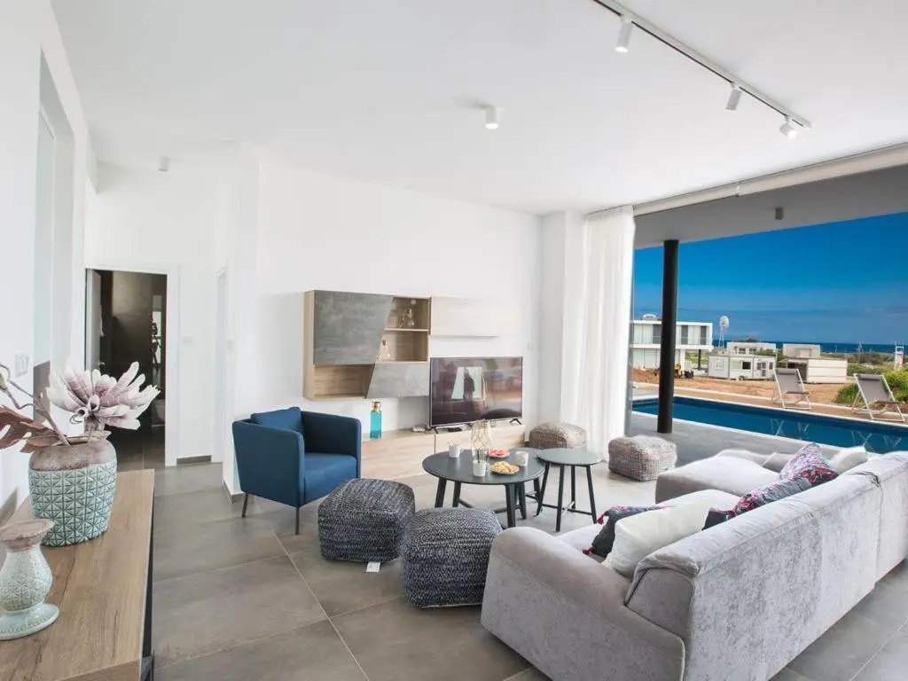 Протарас: Villa Olive Platinum New and Luxury 4BDR Protaras Villa with Private Pool Short Walk To Beach