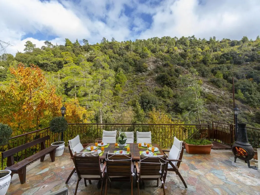 Какопетрия: Troodos Riverside Cottage