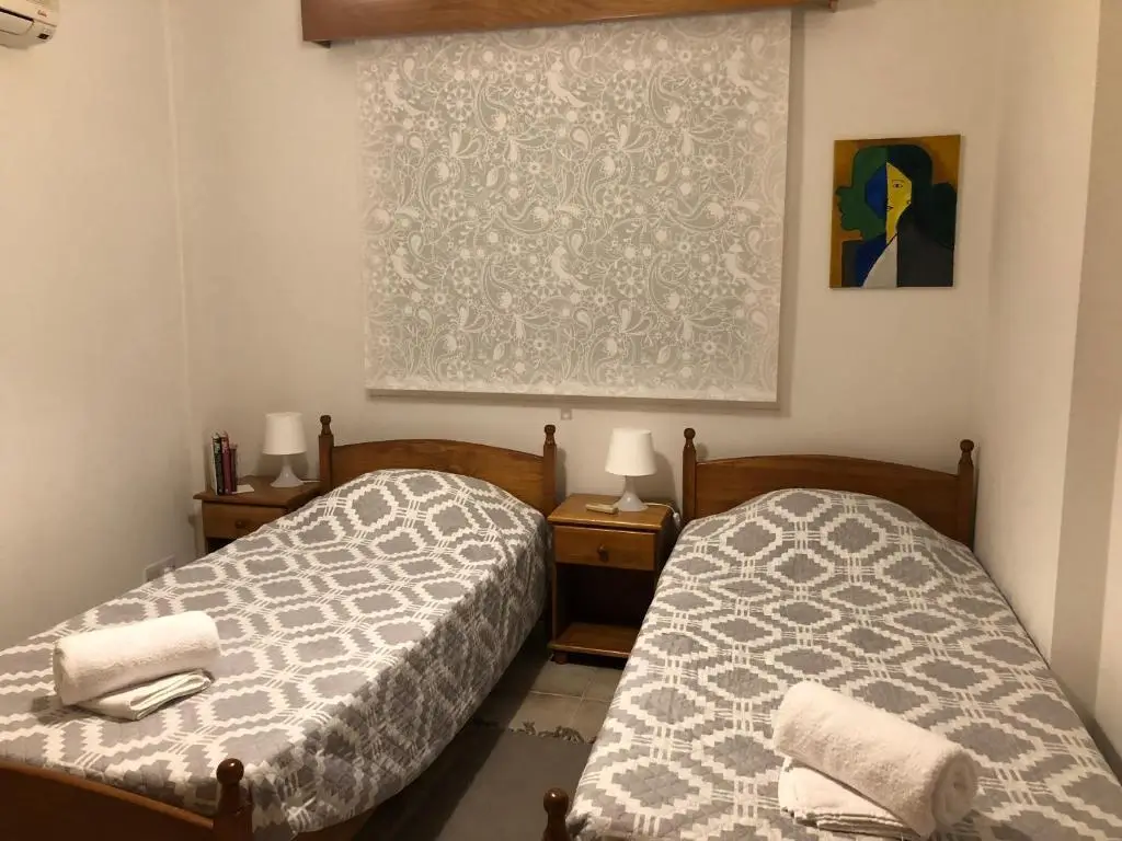 Перволия: Tonia's Beach Apartment