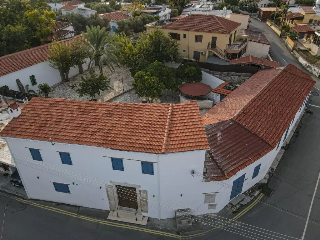 The Courtyard Episkopi Guest House — фото 1