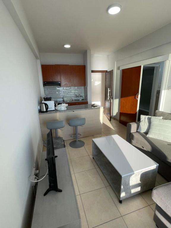 Ларнака: Alex Beach Apartment 32